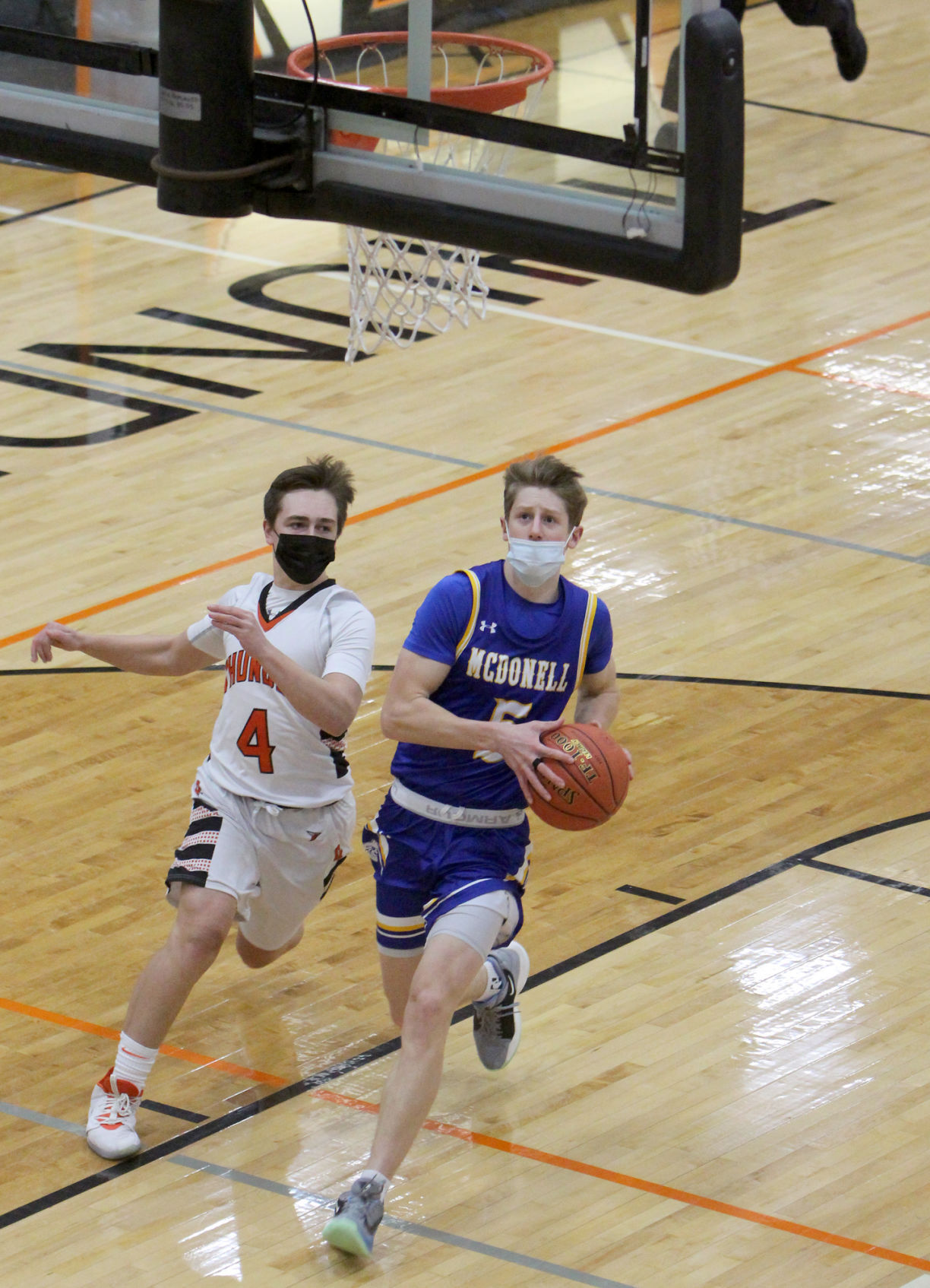 McDonell boys basketball at Osseo-Fairchild 1-11-21